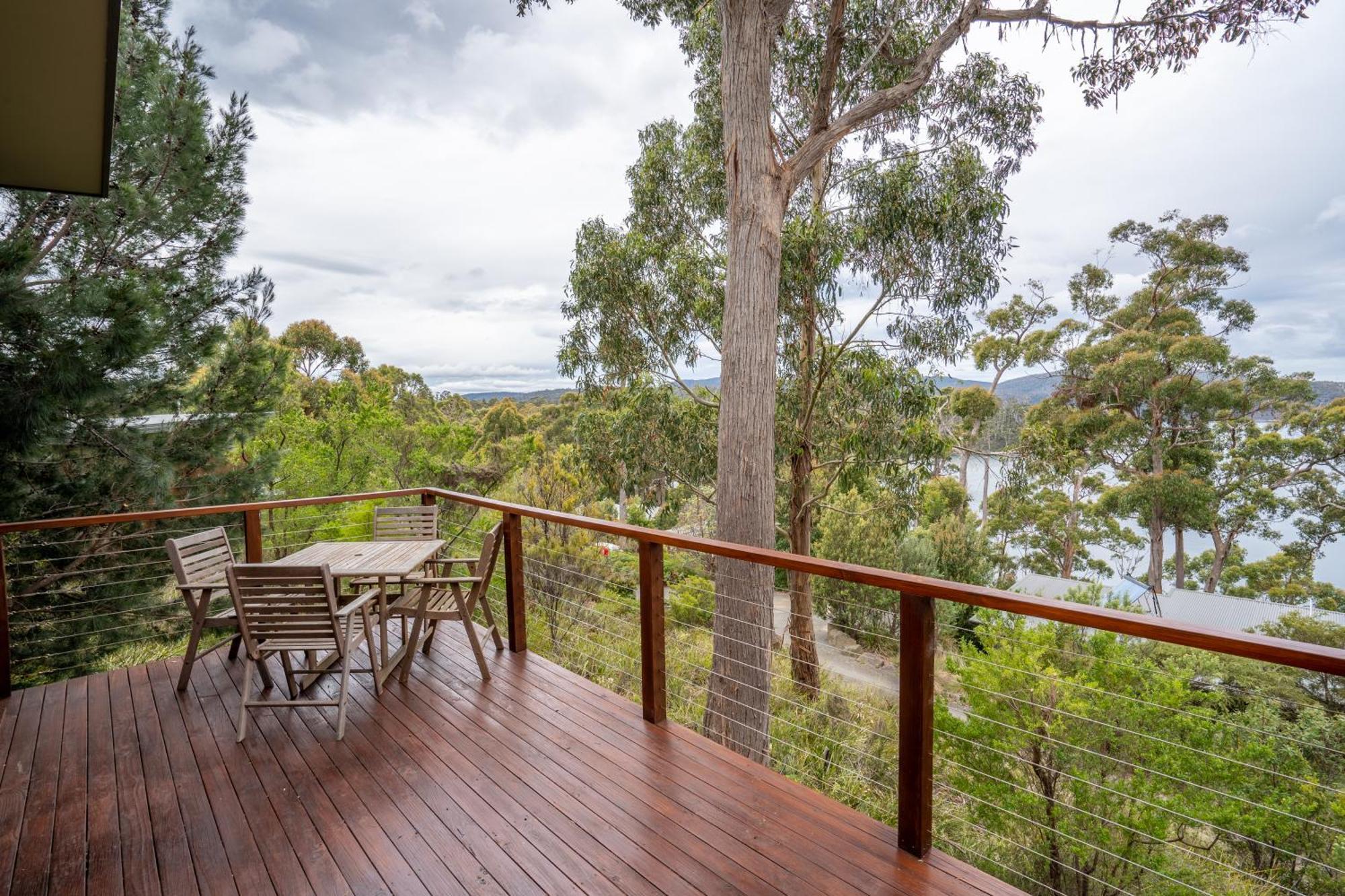 Stewarts Bay Lodge Port Arthur Exterior photo